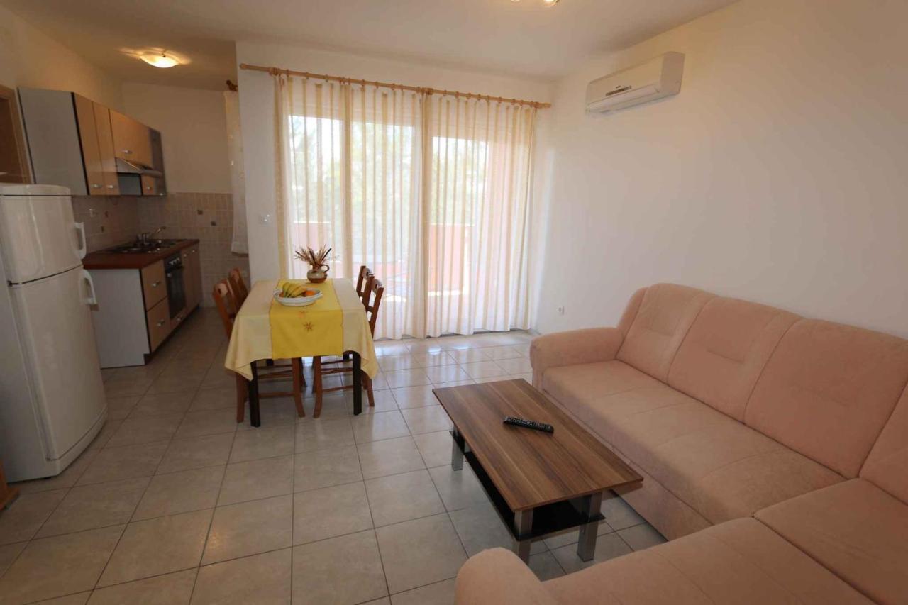 Apartments In Silo/Insel Krk 13430 Exterior foto